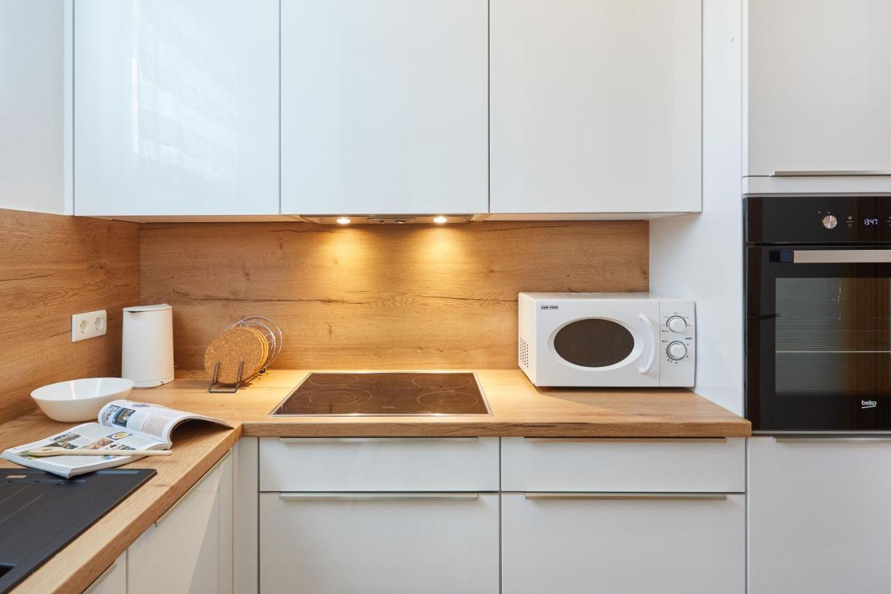 Spacious 2Bdr Apartment Near Business District 자그레브 외부 사진
