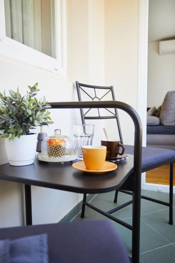 Spacious 2Bdr Apartment Near Business District 자그레브 외부 사진