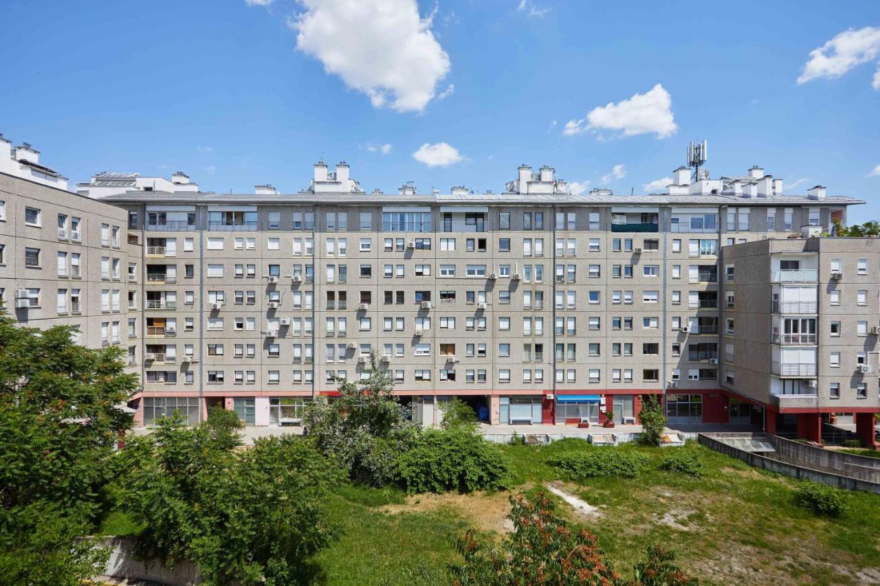 Spacious 2Bdr Apartment Near Business District 자그레브 외부 사진